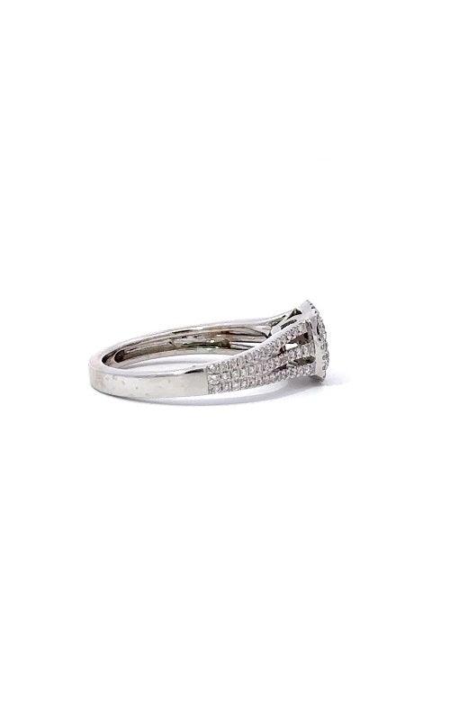 18K WHITE GOLD DIAMOND ENGAGEMENT RING  G12099