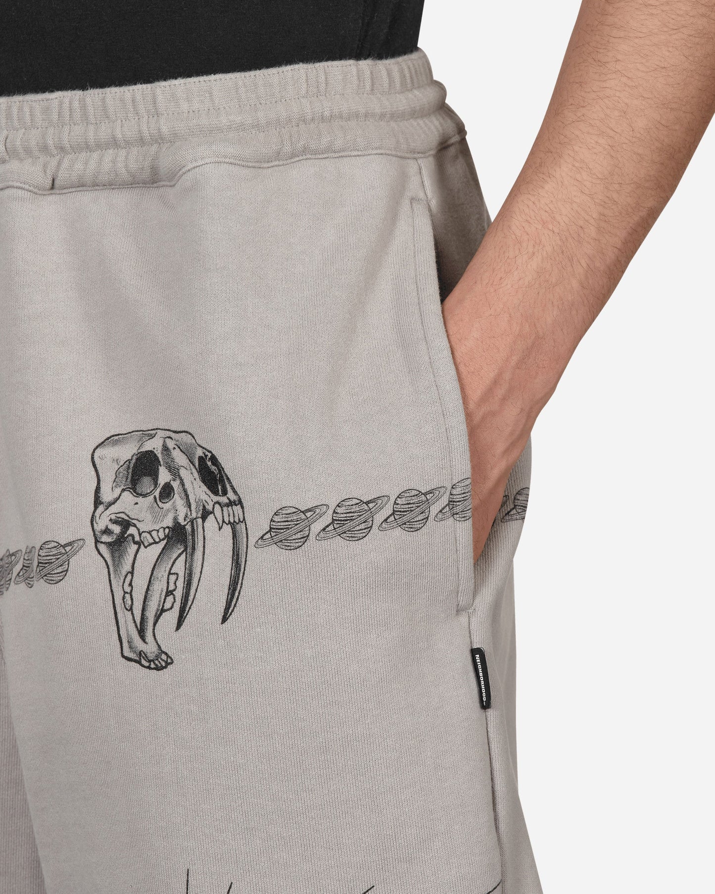 Dr. Woo Sweatshorts Grey